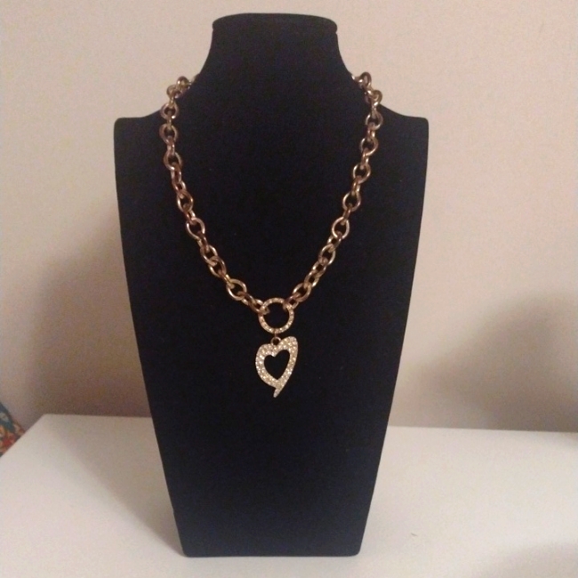 Thalia Sodi Chunky Chain Link Necklace With Rhinestone Heart Pendant 5$
